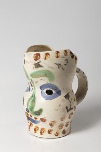 FACE WITH EYES PITCHER