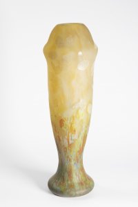 DAUM NANCY VASE