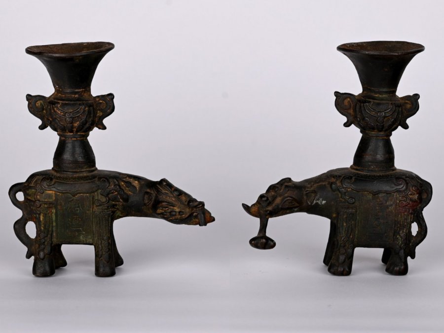 PAIR OF MINIATURE VASES