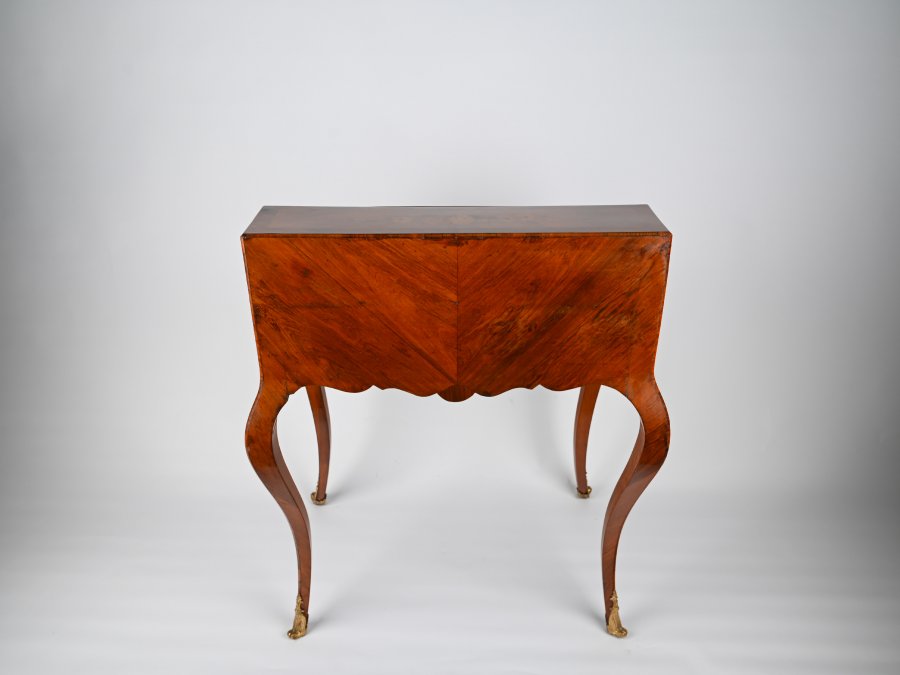 A NAPOLEON III BUREAU