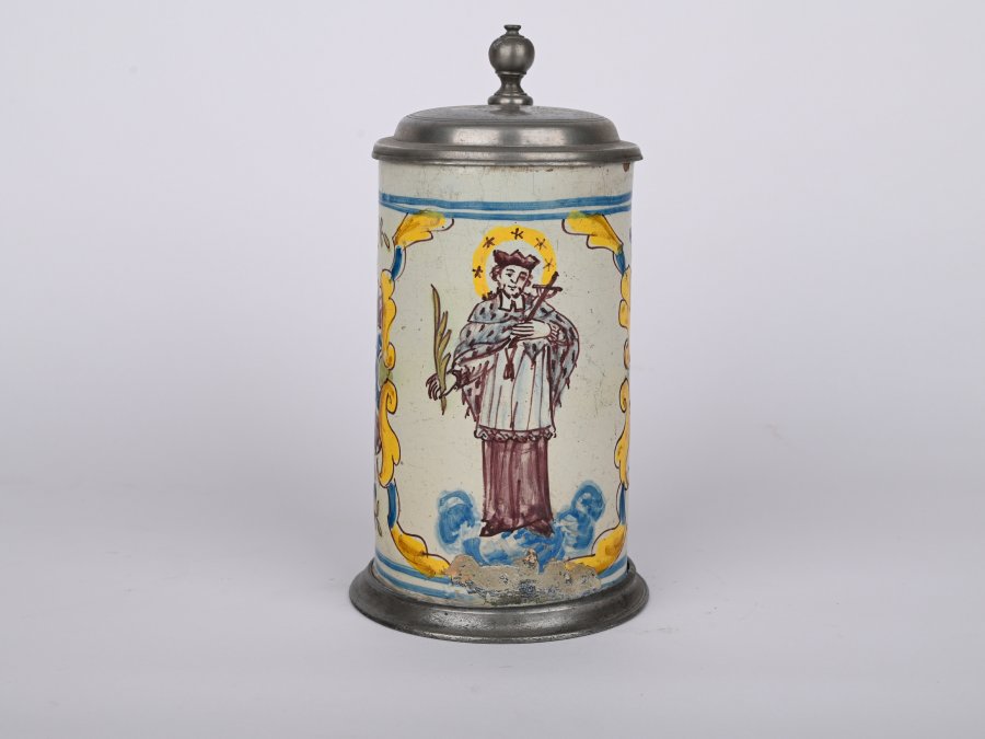 A JUG WITH A LID