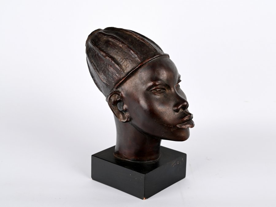 HEAD OF A BLACK GIRL