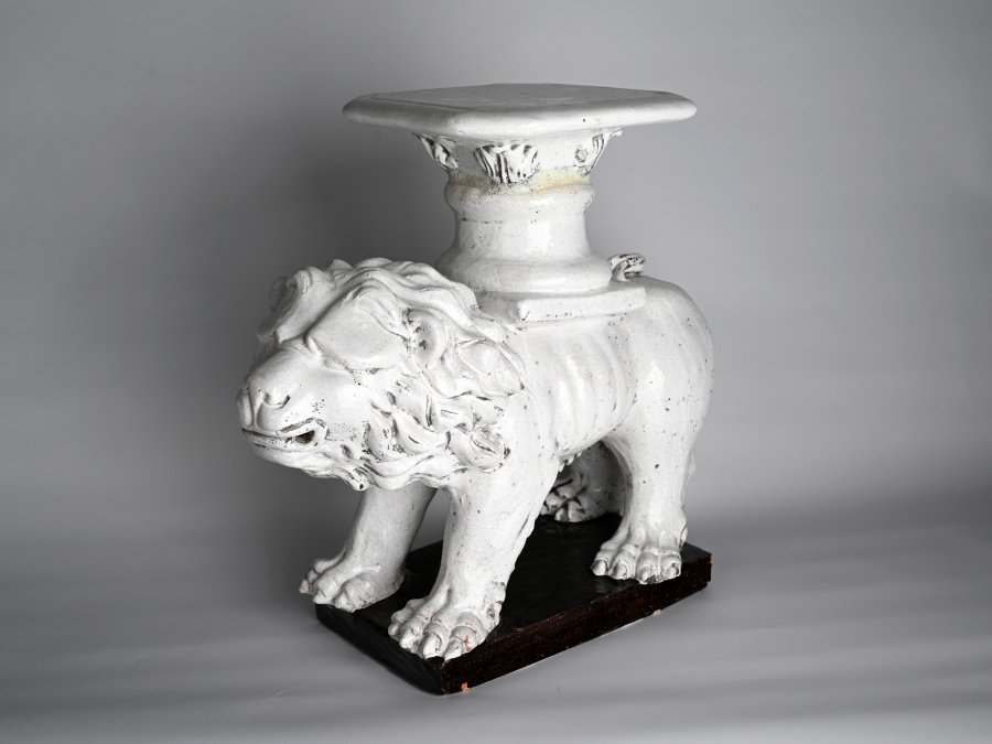 A CERAMIC LION