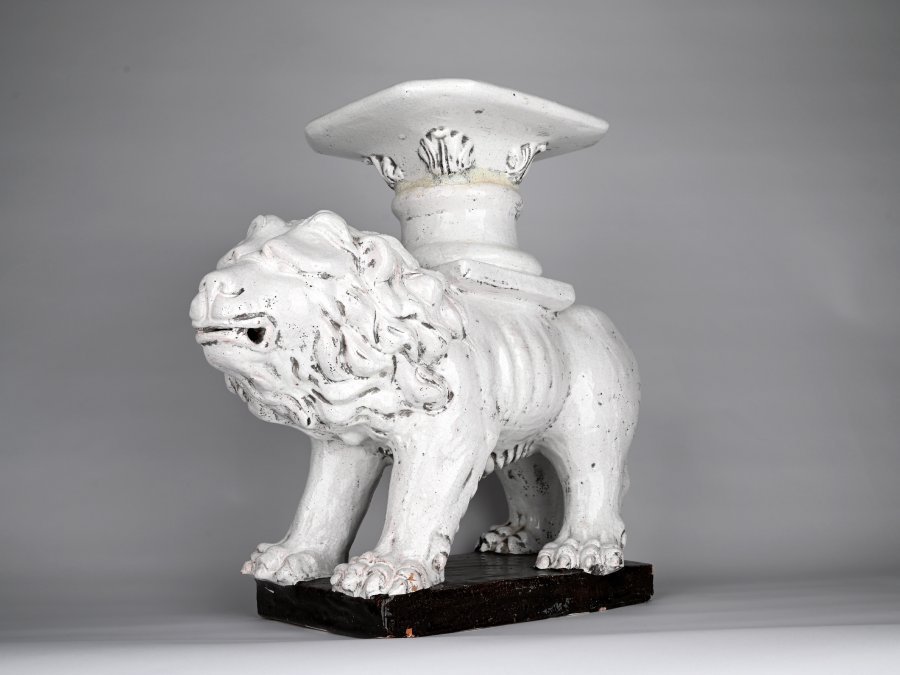 A CERAMIC LION