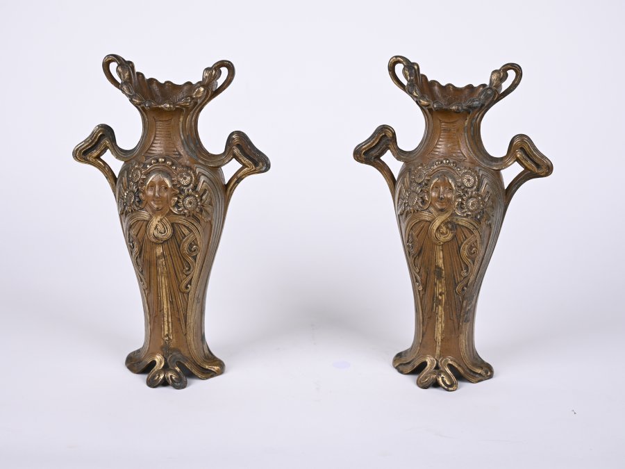 PAIR OF ART NOUVEAU VASES