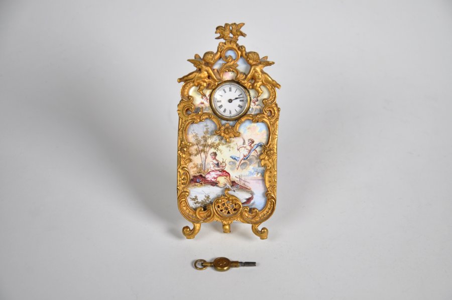 CLOCK IN ROCOCO STYLE