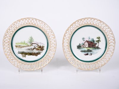 PAIR OF DECORATIVE OPENWORK PLATES