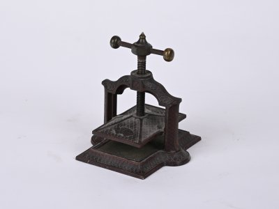 A CARD PRESS