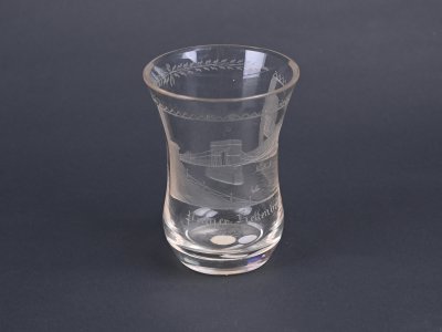 A BIEDERMEIER CUP