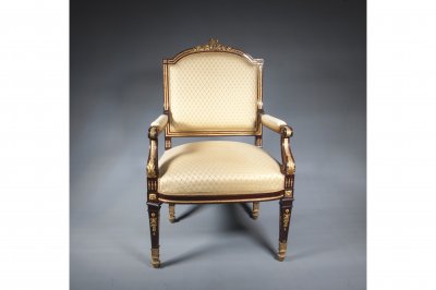 CHAIR IN CLASSICAL STYLE