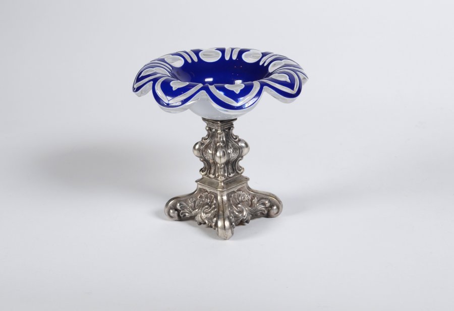 FLOWER SHAPED SALT CELLAR