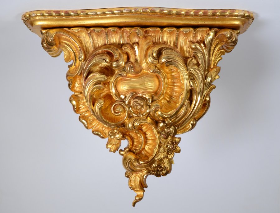 DECORATIVE BAROQUE CORBEL