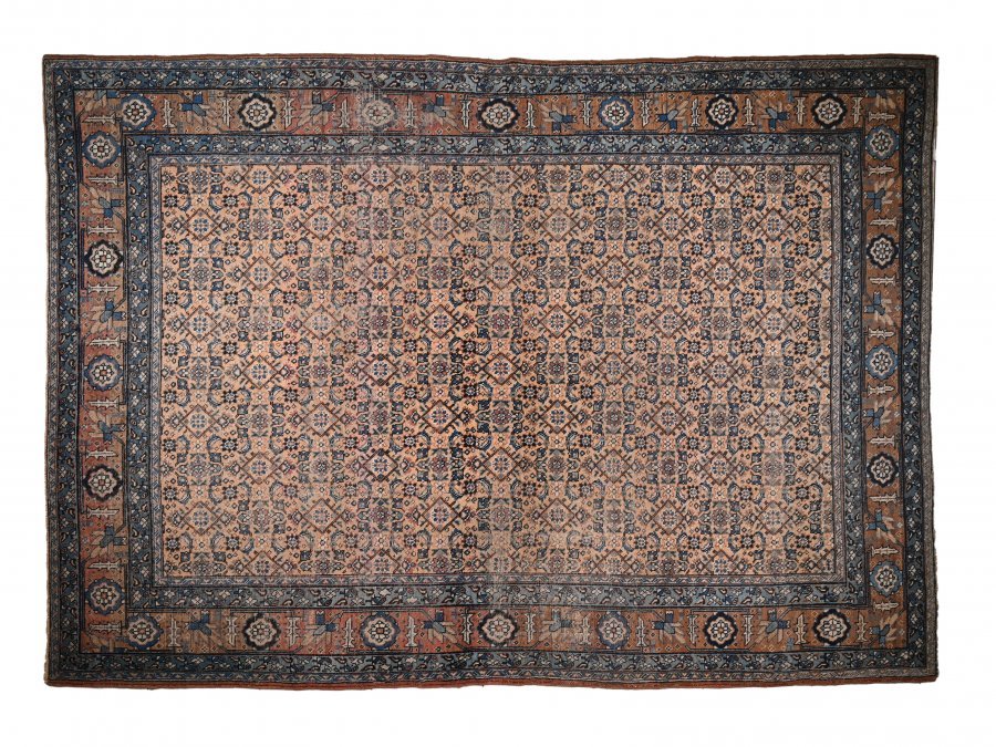 A BIDJAR RUG