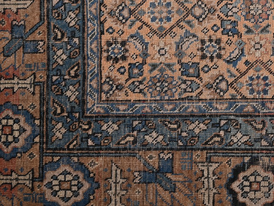 A BIDJAR RUG