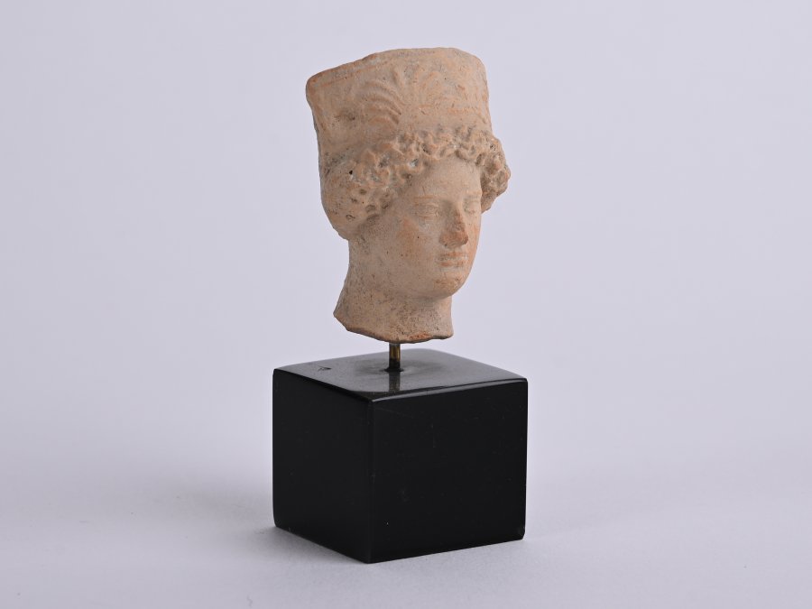 HEAD OF A STATUETTE II