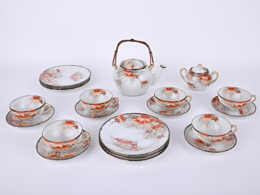 JAPONSKÝ PORCELÁNOVÝ SET