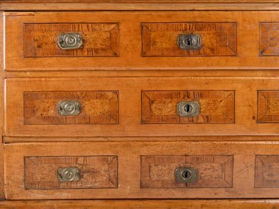 CLASSICIST COMMODE  WITH INLAY