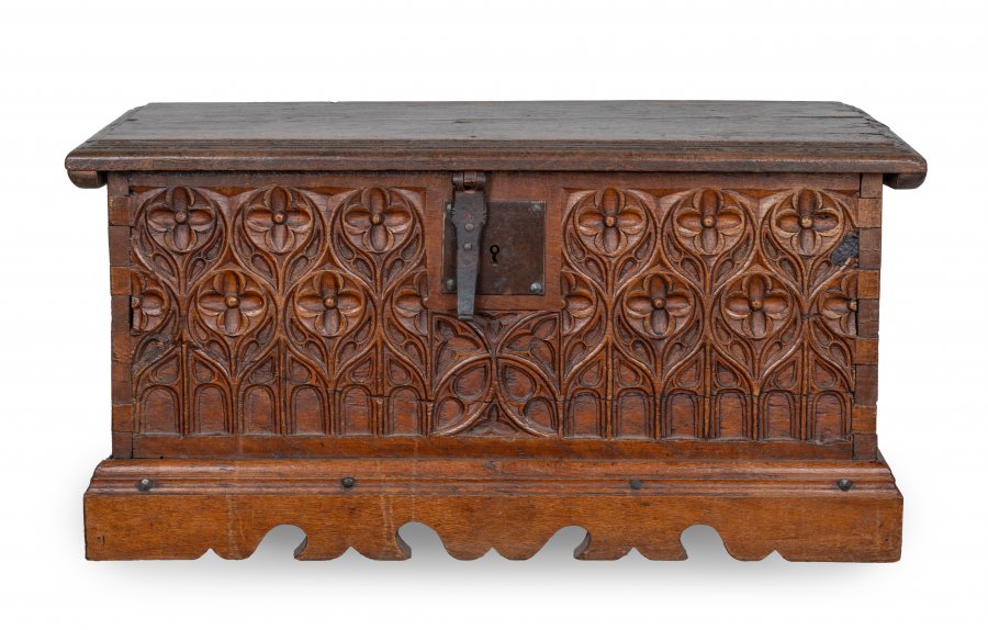 GOTHIC STYLE CHEST