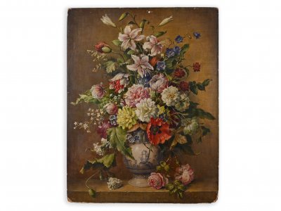 FLOWER BOUQUET IN A VASE