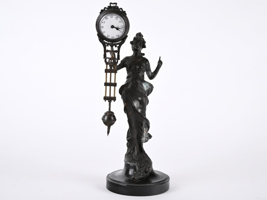 A FIGURAL ART NOUVEA CLOCK