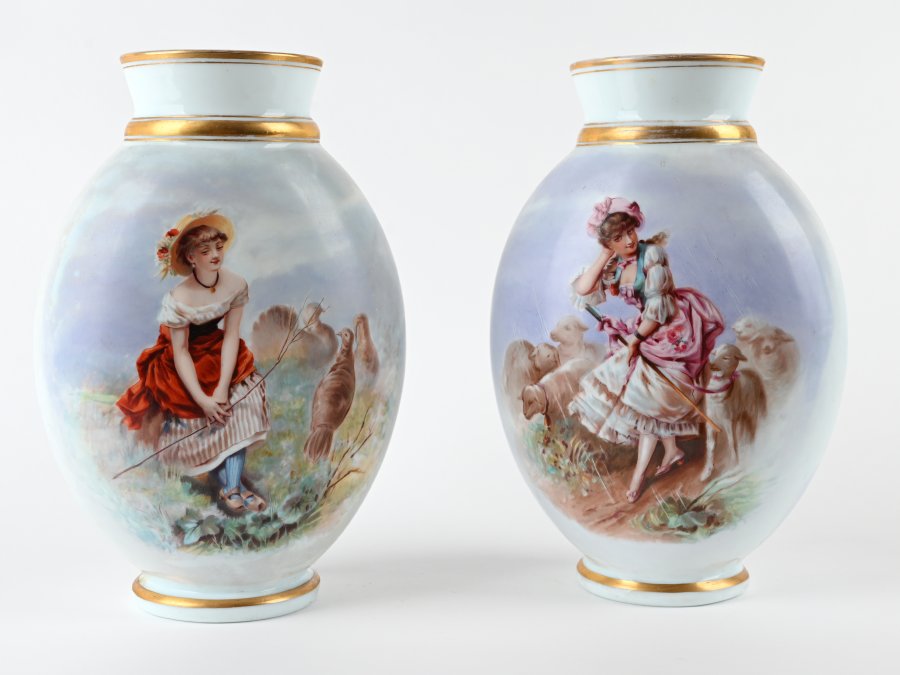 PAIR VASES