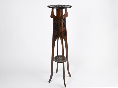 AN ART NOUVEAU SIDE COLUMN TABLE