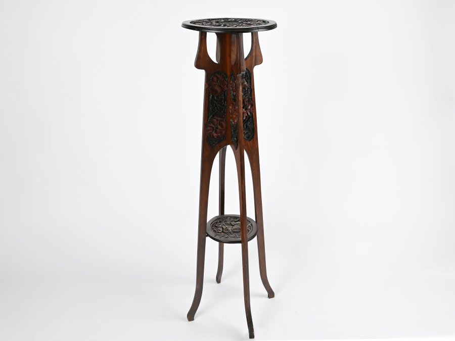 AN ART NOUVEAU SIDE COLUMN TABLE