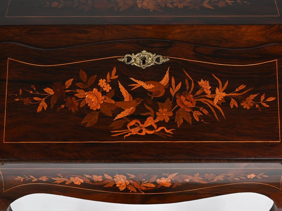 A NAPOLEON III BUREAU