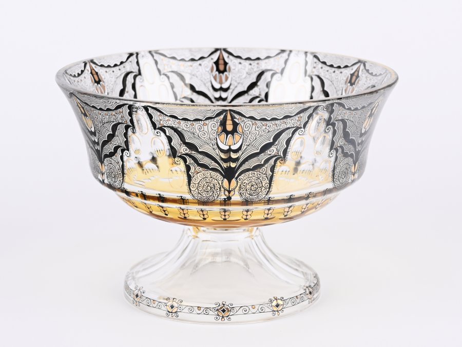 AN ART DECO BOWL