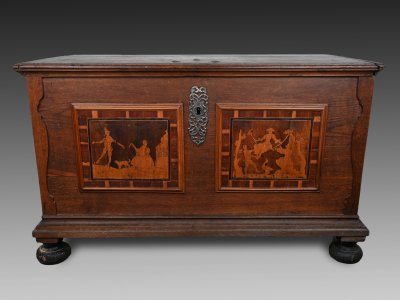 A FOLK INLAID CHEST