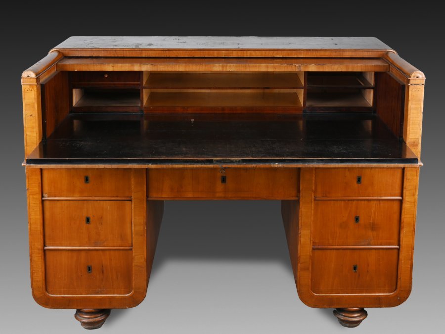 A BIEDERMEIER DESK