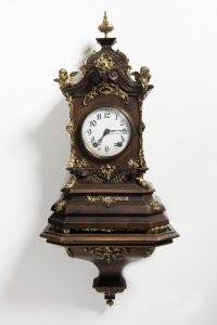 ROCOCO STYLE CONSOLE CLOCK