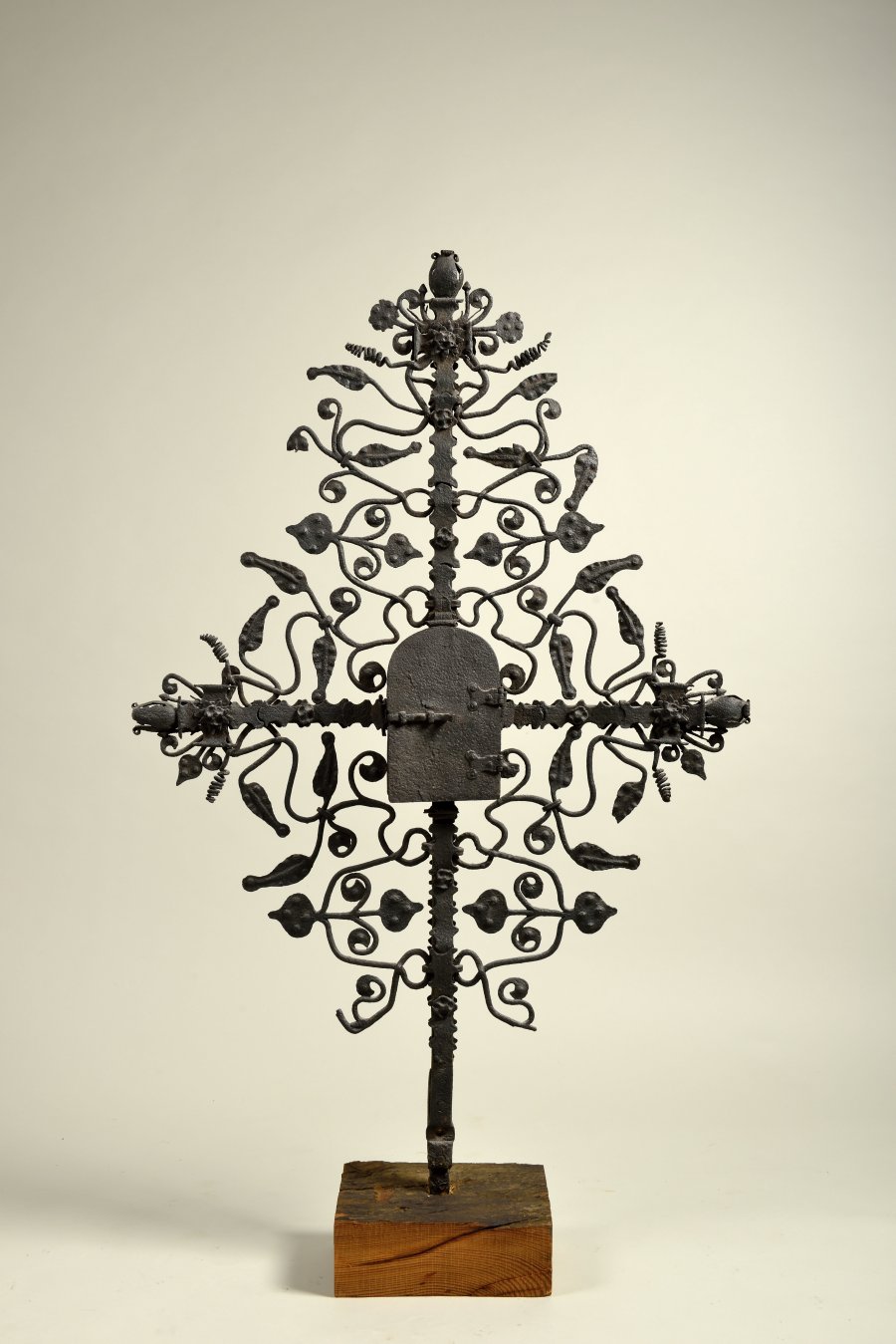 WROUGHT IRON VOTIVE CROSS