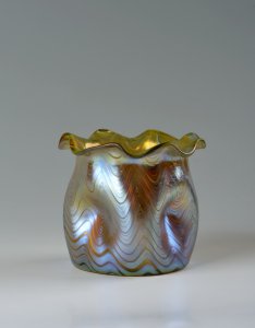 A LÖTZ VASE