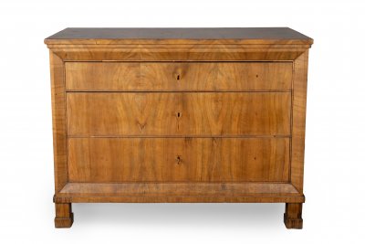 BIEDERMEIER CHEST OF DRAWERS