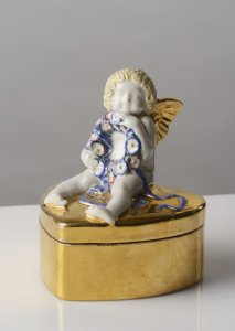 Herzdose mit Putti 