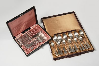 SILVER DINING SERVICE