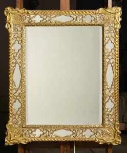 A CLASSICIST MIRROR