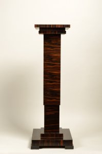 JUGENDSTIL-SÄULE AUS MAKASSAR-EBENHOLZ