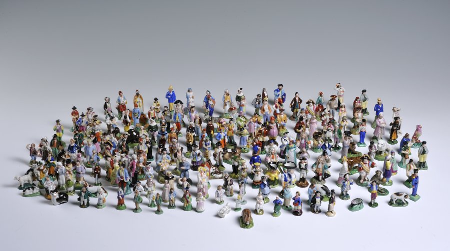 A COLLECTION OF 200 MINIATURE PORCELAIN FIGURINES