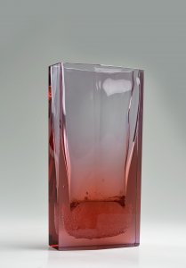 VASE AUS ROSALIN-GLAS