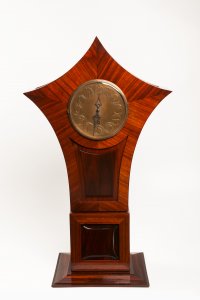 AN ART NOUVEAU TABLE CLOCK