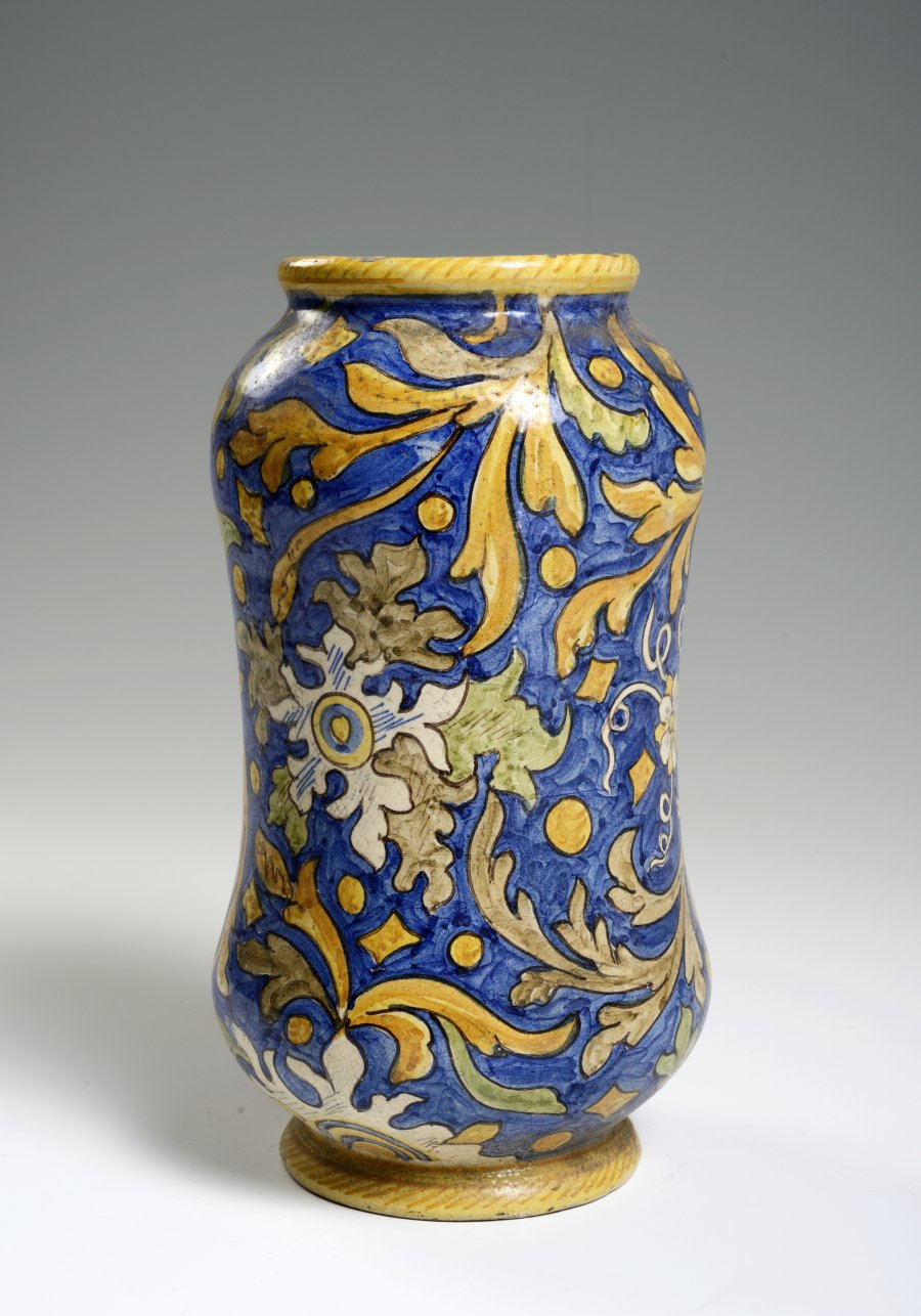 A GROUP OF MAJOLICA APOTHECARY JARS IN ITALIAN RENAISSANCE STYLE 
