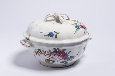 HOLÍČ TUREEN