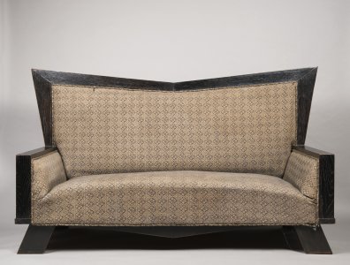 KUBISTICKÉ SOFA