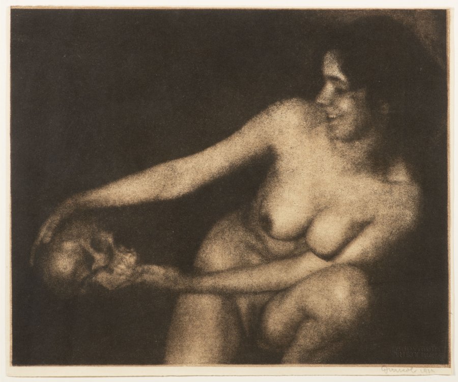 WOMAN WITH A SKULL