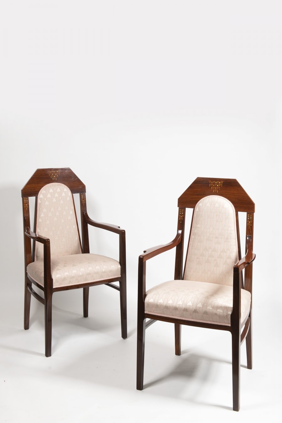 PAIR OF ART NOUVEAU ARMCHAIRS