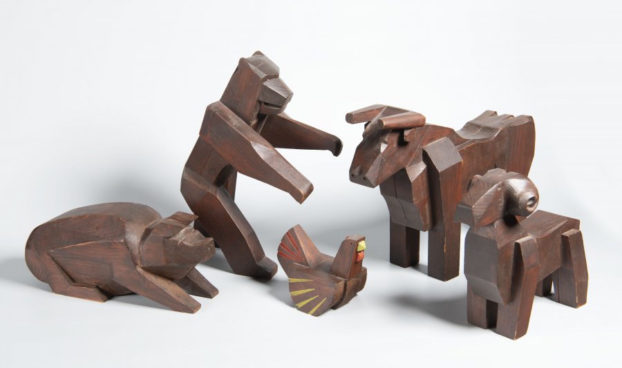 SET OF FIVE ANIMAL MODELS