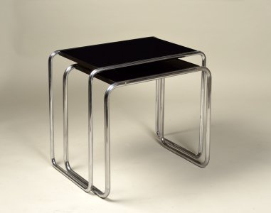 NESTING SIDE TABLES