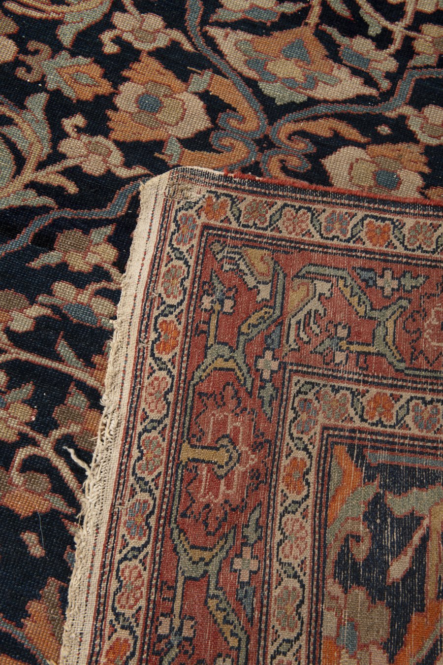 SAROUK LILIHAN RUG